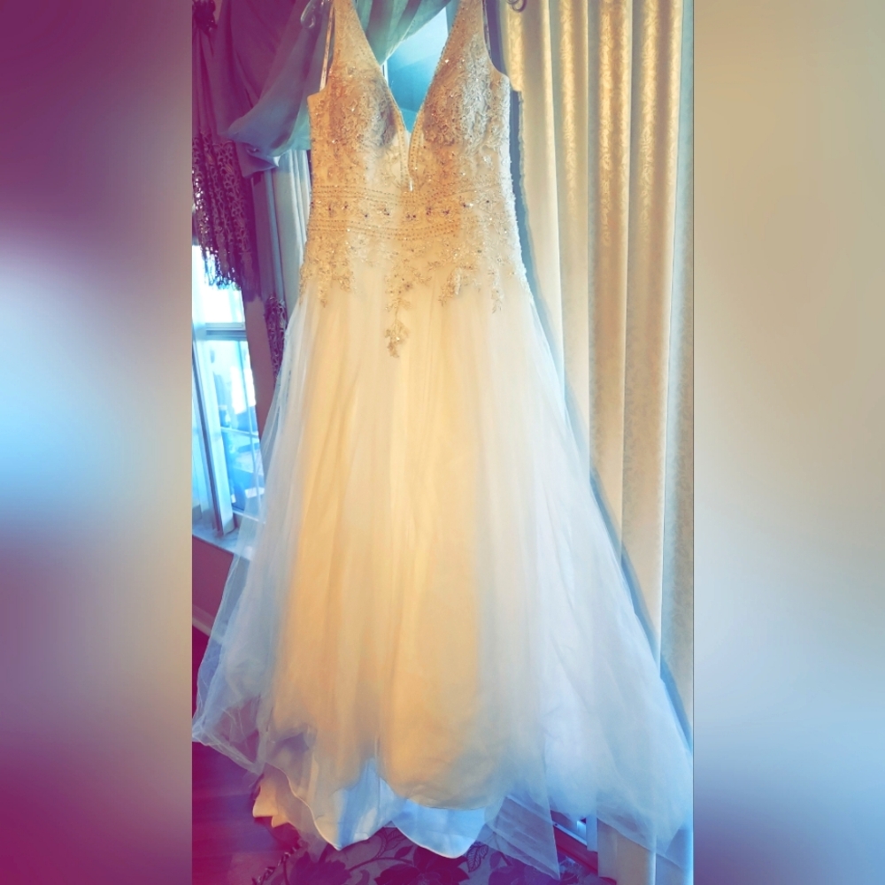 Rebecca Ingram NWT wedding dress